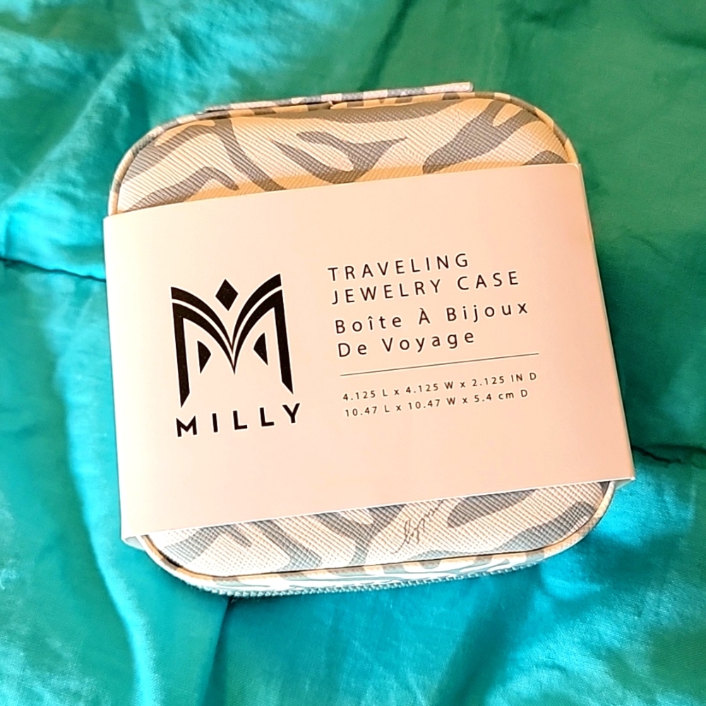 Traveling Jewelry Case